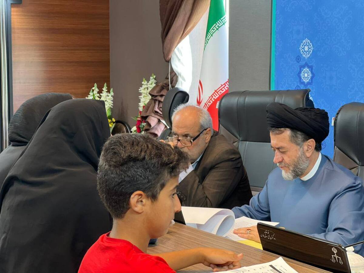 حجت الاسلام والمسلمین رجایی نسب: ملاقاتهای عمومی فرصتی برای تحلیل عملکرد و رفع موانع خدمت است حجت الاسلام والمسلمین رجایی نسب: ملاقاتهای عمومی فرصتی برای تحلیل عملکرد و رفع موانع خدمت است