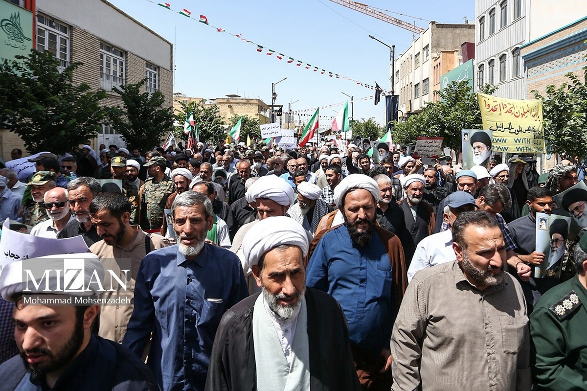 برگزاری دهها برنامه ویژه به مناسبت سالگرد قیام ۱۵ خرداد در استان تهران برگزاری دهها برنامه ویژه به مناسبت سالگرد قیام ۱۵ خرداد در استان تهران